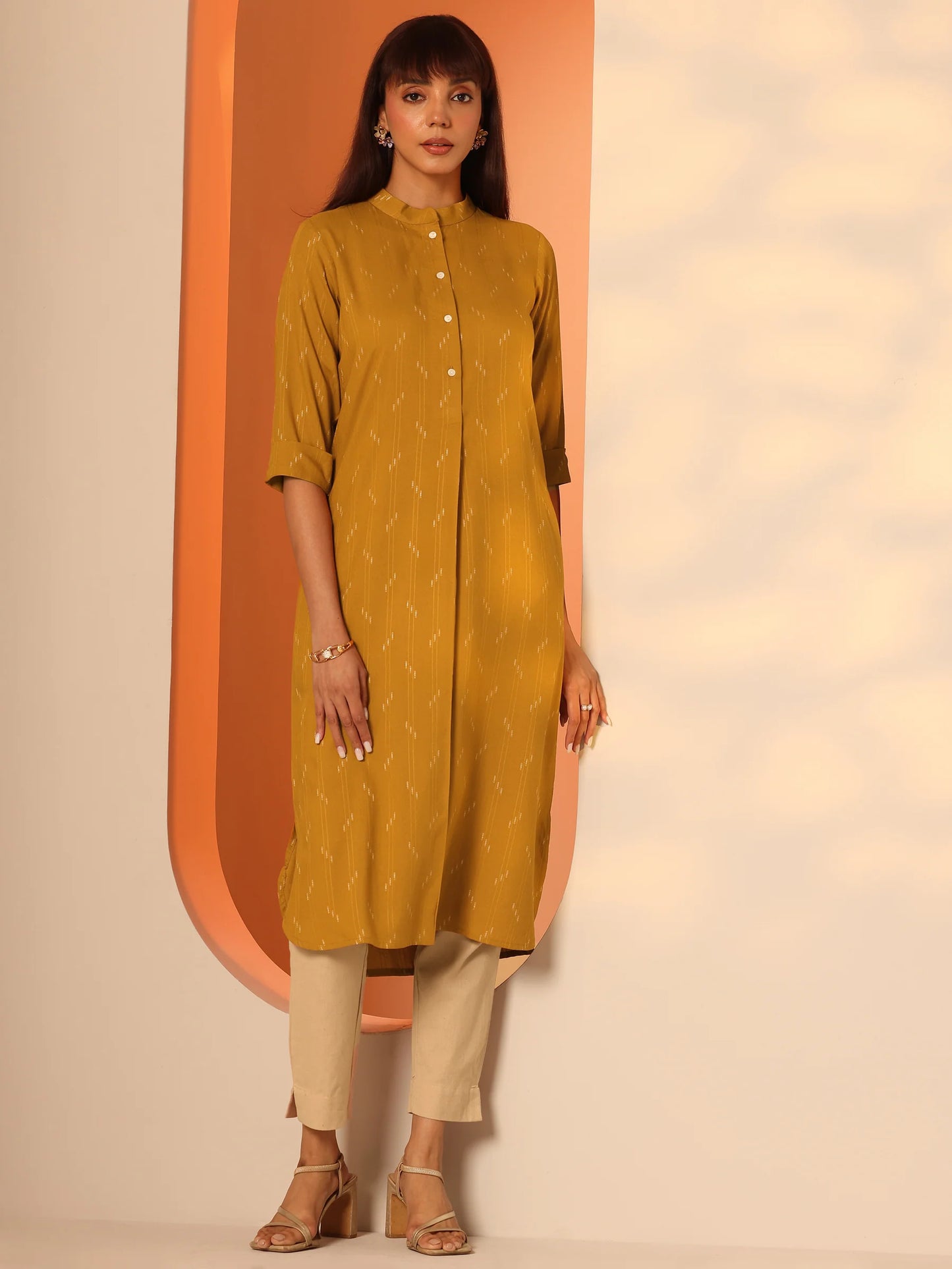 Mustard Woven Straight Kurta-serann