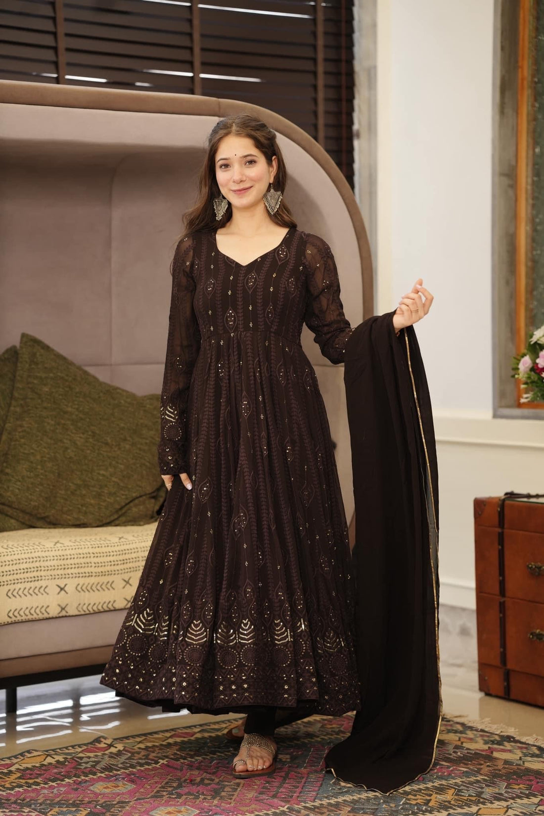 Midnight Coffee Chikankari Anarkali Set-serann