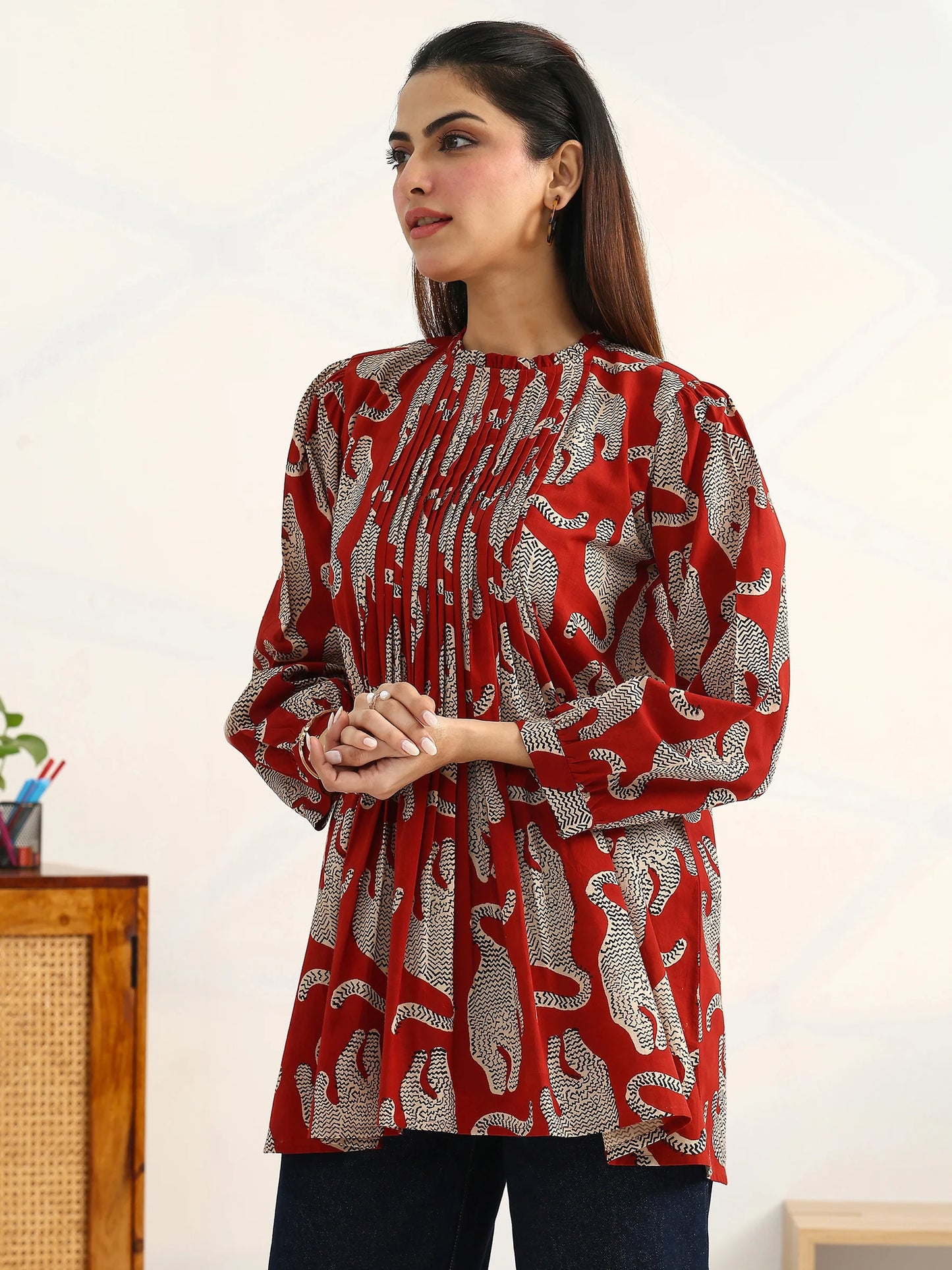 rust-tribal-printed-cotton-blend-straight-kurti