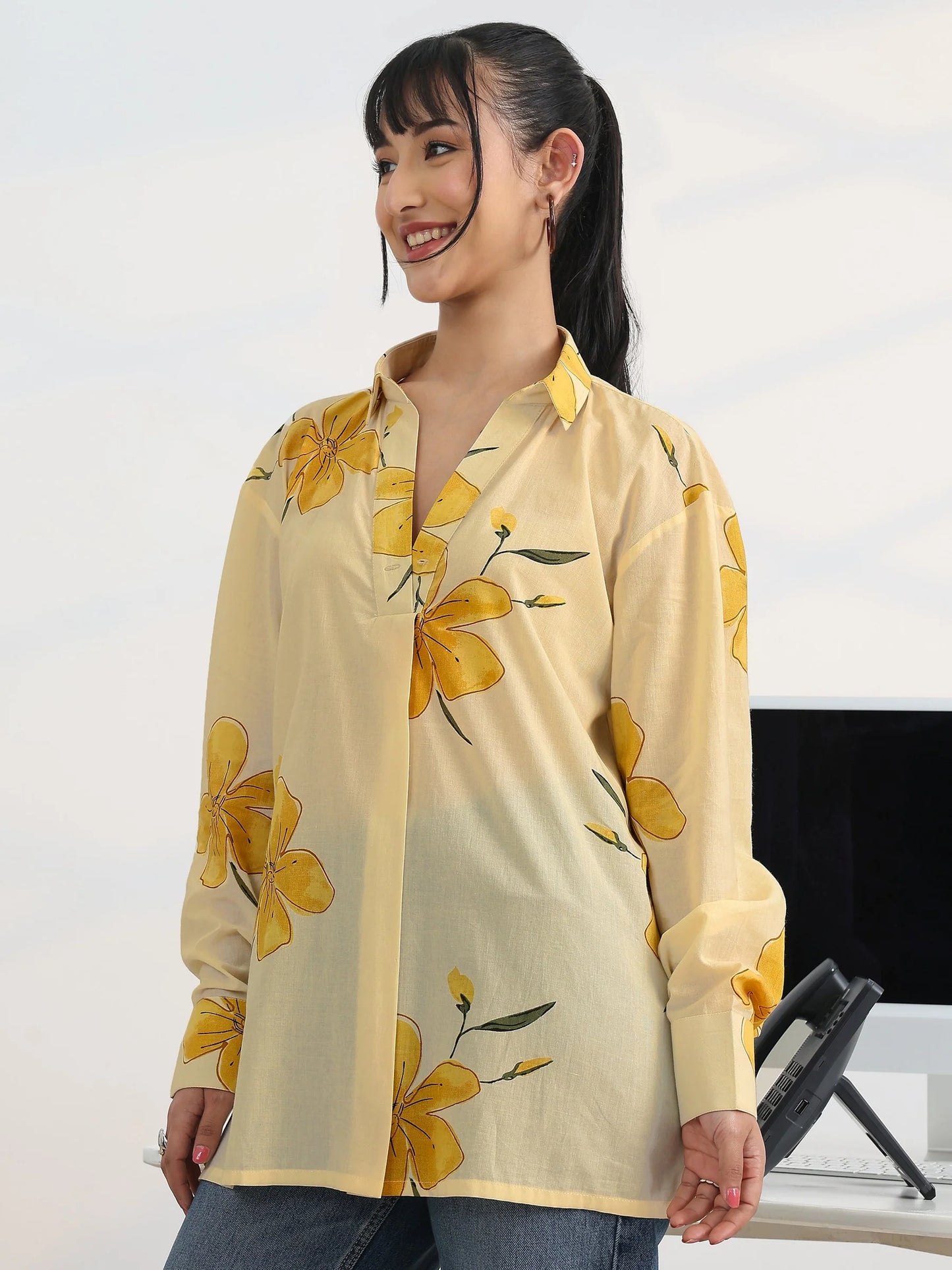 Sunlit Blossom Short Tunic-serann