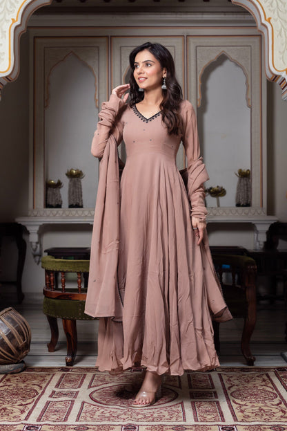 Dusty Rose Embroidered Anarkali Set-serann