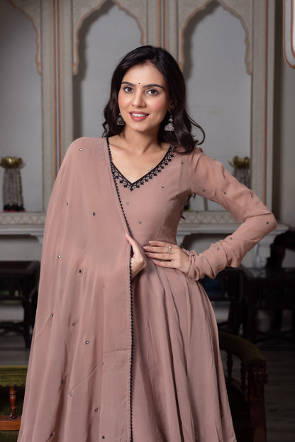 Dusty Rose Embroidered Anarkali Set-serann