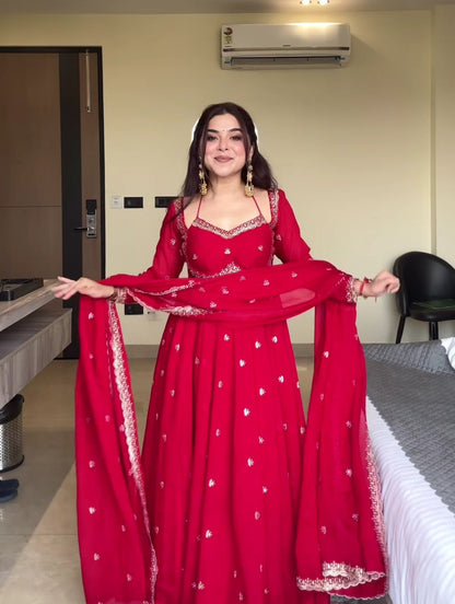 Crimson Harmony Embroidered Anarkali Set-serann