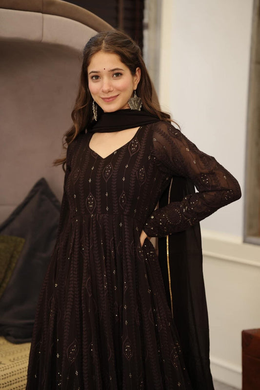Midnight Coffee Chikankari Anarkali Set-serann