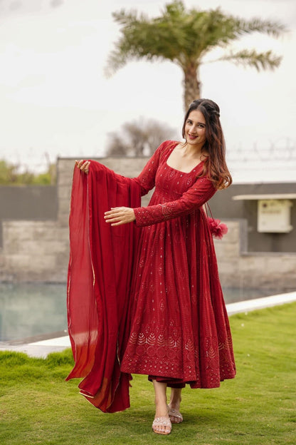 Ruby Red Embroidered Anarkali Set-serann