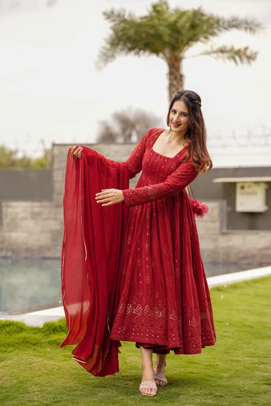 Ruby Red Embroidered Anarkali Set-serann