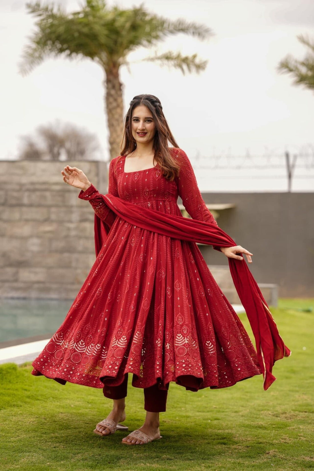 Ruby Red Embroidered Anarkali Set-serann