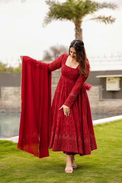 Ruby Red Embroidered Anarkali Set-serann