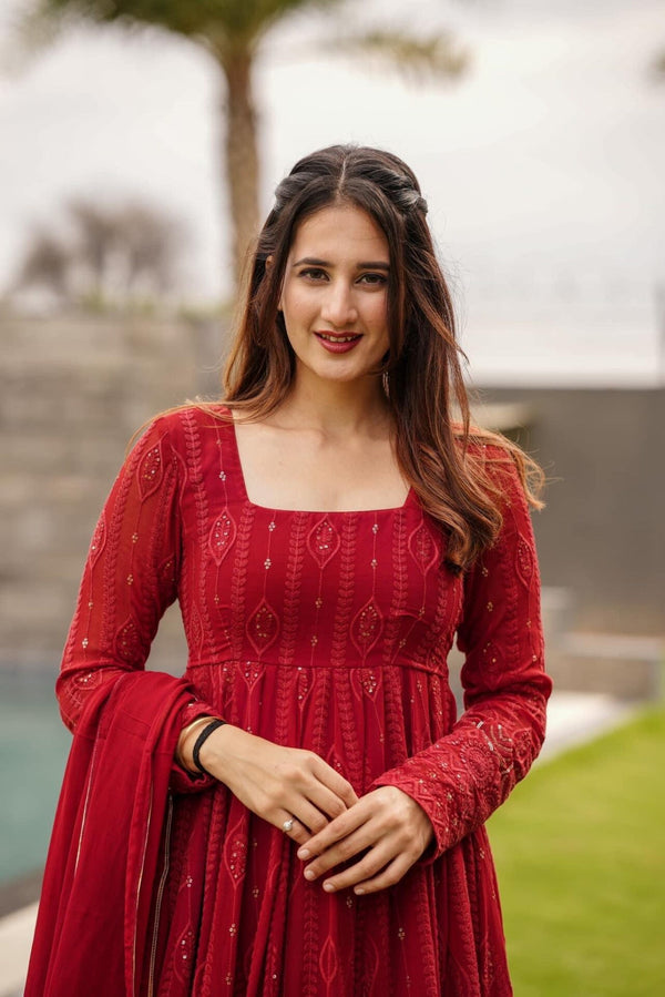 Ruby Red Embroidered Anarkali Set-serann